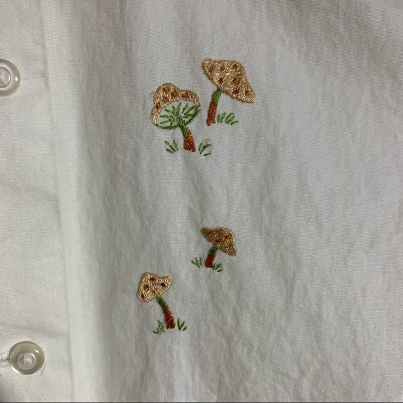 Vintage Girls Size 12 Button Up Shirt. Mushroom Embroidery. Made in USA *flawed* - Picture 3 of 7